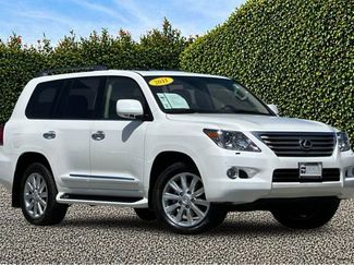 Used 2011 Lexus LX 570 4WD video 2