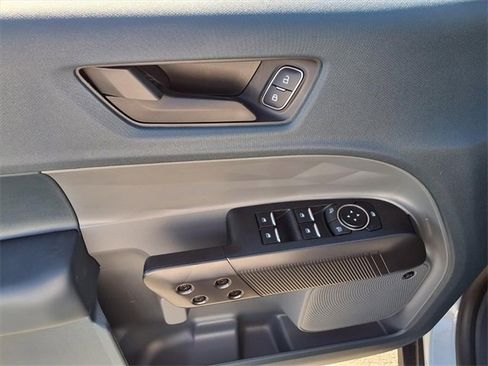 New 2025 Ford Maverick Lariat w/ Black Appearance Package image 10