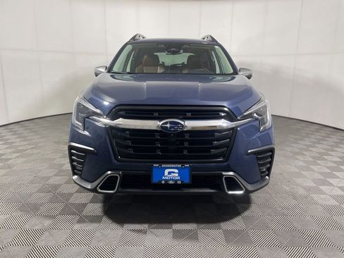 Used 2023 Subaru Ascent Touring image 3
