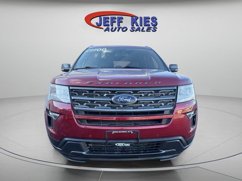Used 2019 Ford Explorer XLT w/ XLT Sport Appearance Package image 2