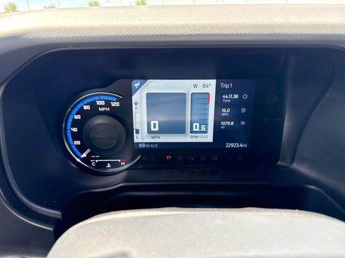 Used 2023 Ford Bronco Black Diamond AWD/4WD image 12