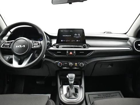 Used 2023 Kia Forte LXS FWD image 18