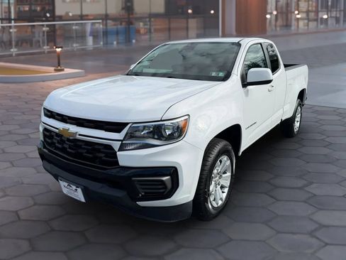 Used 2022 Chevrolet Colorado LT w/ Fleet Safety Package RWD image 6