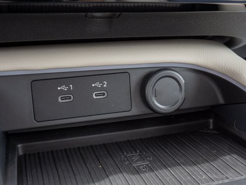 Used 2026 Nissan Sentra SL w/ Floor Mat Package FWD image 22