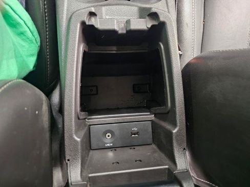 Used 2013 Ford Focus SE FWD image 20