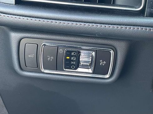 Used 2023 Lincoln Aviator Reserve AWD/4WD image 19