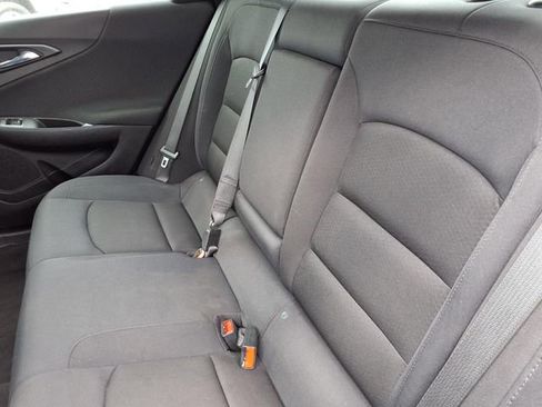 Used 2023 Chevrolet Traverse LT FWD image 7