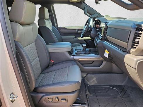 New 2026 Chevrolet Silverado 1500 ZR2 w/ Dark Appearance Package AWD/4WD image 17
