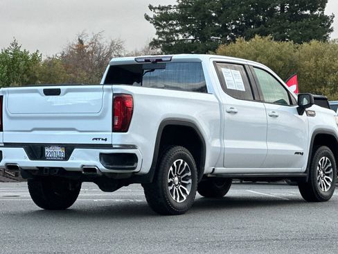 Used 2021 GMC Sierra 1500 AT4 w/ AT4 Premium Package image 4