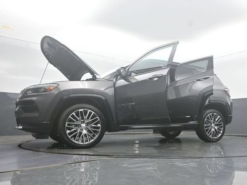 Used 2024 Jeep Compass Limited w/ Elite Group AWD/4WD image 55