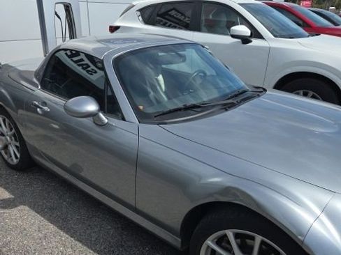 Used 2012 MAZDA MX-5 Miata Grand Touring w/ Premium Pkg image 4