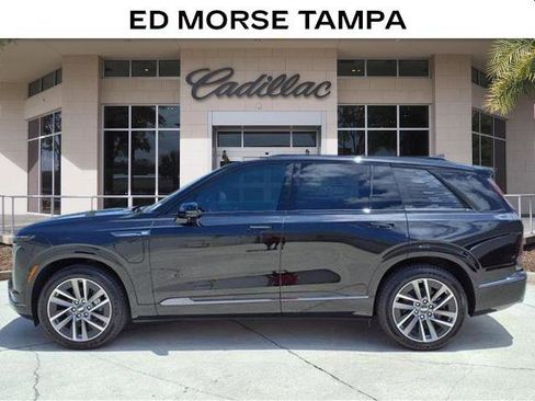 New 2026 Cadillac Vistiq Sport image 2