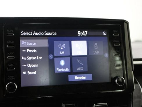 Used 2019 Toyota Corolla SE FWD image 27