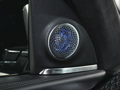 Used 2023 BMW XM AWD/4WD image 40