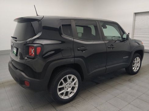 Used 2023 Jeep Renegade Latitude AWD/4WD image 10