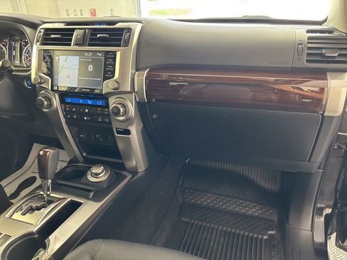 Used 2023 Toyota 4Runner Limited AWD/4WD image 43