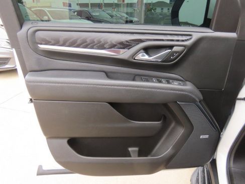 Used 2023 GMC Yukon Denali w/ LPO, Floor Liner Package AWD/4WD image 24