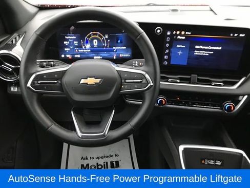 Certified 2025 Chevrolet Equinox LT w/ Convenience Package II image 8