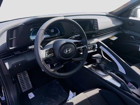 New 2026 Hyundai Elantra Sport FWD image 7