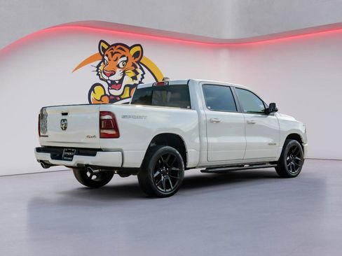 Used 2023 RAM 1500 Laramie AWD/4WD image 5
