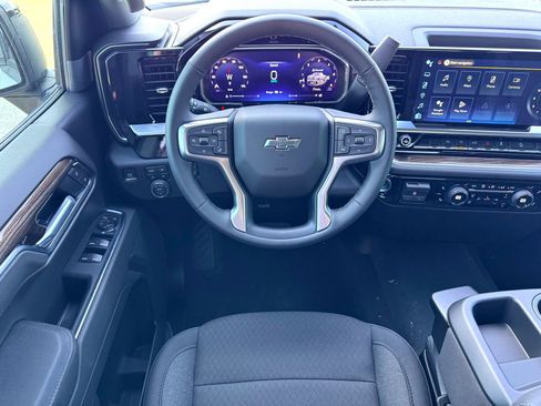 New 2026 Chevrolet Silverado 1500 RST w/ Z71 Off-Road Package AWD/4WD image 19