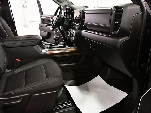 Used 2023 Chevrolet Silverado 1500 RST w/ Redline Edition image 28