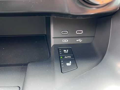 New 2026 Lexus LX 600 4WD w/ Premium Package image 16