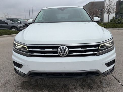 Used 2018 Volkswagen Tiguan SEL Premium image 2