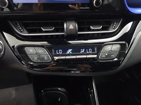 Used 2021 Toyota C-HR XLE FWD image 24