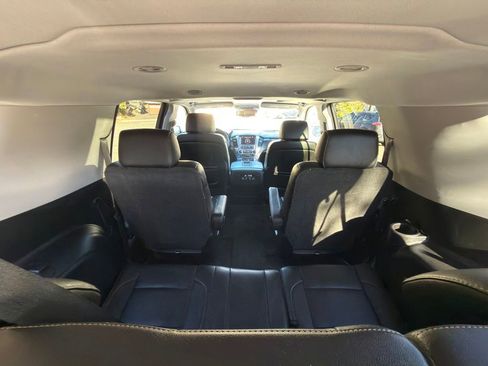 Used 2016 GMC Yukon XL SLT w/ HD Trailering Package image 24