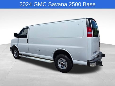 Certified 2024 GMC Savana 2500 w/ Driver Convenience Package RWD image 5
