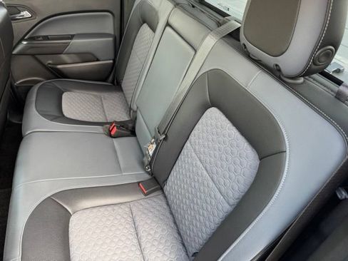 Used 2018 Chevrolet Colorado Z71 AWD/4WD image 8