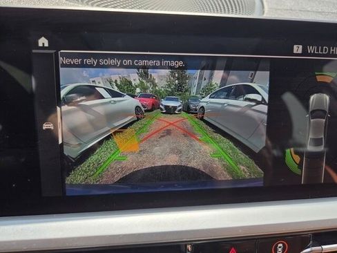 Used 2019 BMW 330i xDrive Sedan w/ M Sport Package AWD/4WD image 10