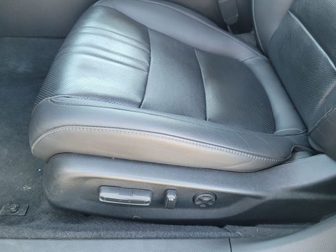 Used 2021 Honda Accord Touring image 17