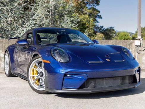 Certified 2026 Porsche 911 GT3 RWD image 9