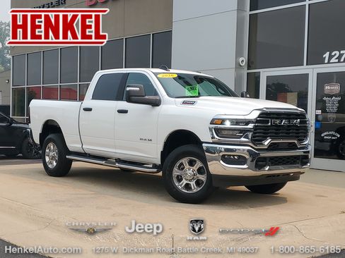 Used 2026 RAM 2500 Big Horn AWD/4WD image 1