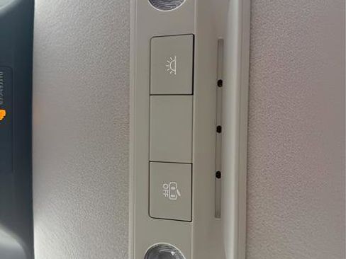 Certified 2025 Nissan Kicks SV image 14