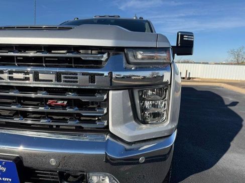 Used 2021 Chevrolet Silverado 3500 LTZ w/ LTZ Premium Package image 6