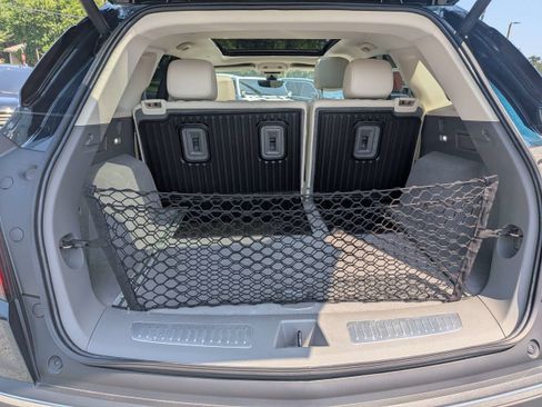Certified 2024 Cadillac XT5 Premium Luxury w/ Technology Package FWD image 12