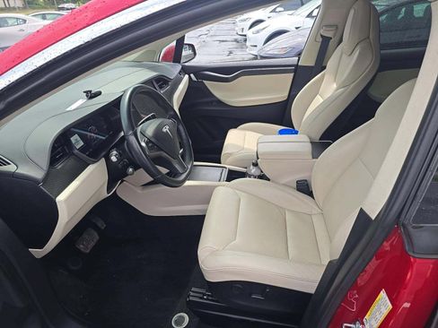 Used 2018 Tesla Model X 100D AWD/4WD image 4
