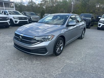 Used 2024 Volkswagen Jetta SE