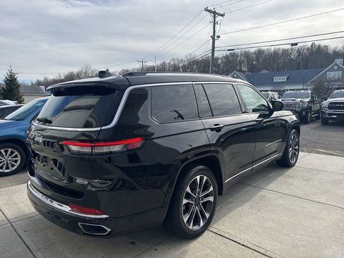 Used 2023 Jeep Grand Cherokee L Overland w/ Luxury Tech Group IV image 9