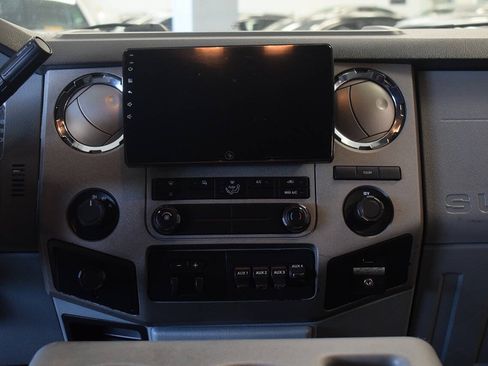 Used 2012 Ford F450 XLT w/ XLT Premium Pkg AWD/4WD image 24
