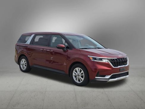 Used 2022 Kia Carnival LX FWD image 8