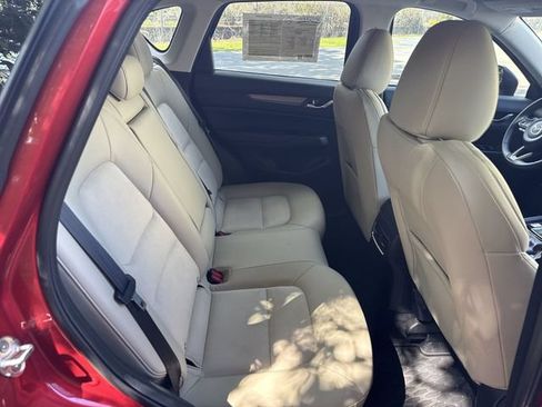 Used 2020 MAZDA CX-5 Touring FWD image 11