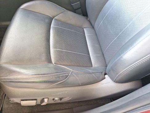 Used 2021 Toyota Venza Limited w/ Advanced Technology Package image 17