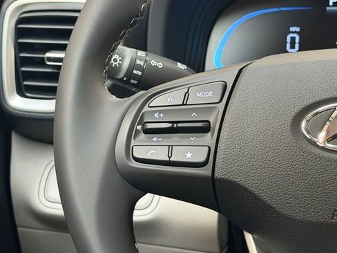 New 2026 Hyundai Venue SEL FWD image 19