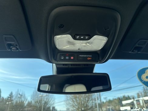 Used 2023 GMC Canyon AT4X w/ Edition 1 image 33