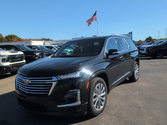 Used 2022 Chevrolet Traverse Premier w/ LPO, Floor Liner Package FWD image 2