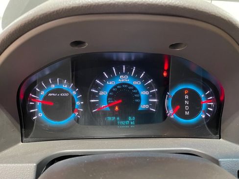 Used 2012 Ford Fusion SEL image 29